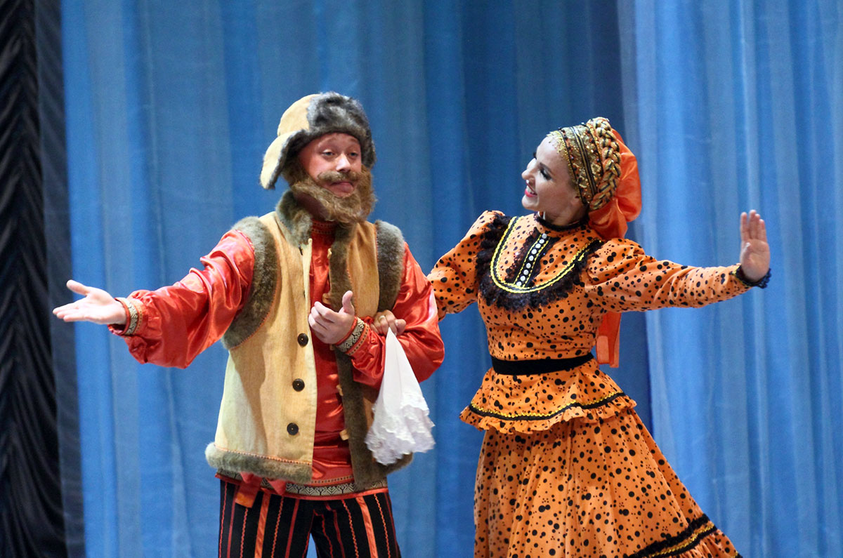 Творческий подарок из Челябинской области – концерт танцевального ансамбля